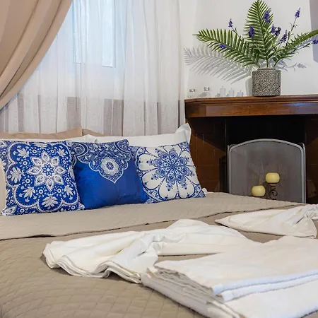 Barbara's Apartment *